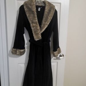 Alfani Black Robe with Faux Fur Trim